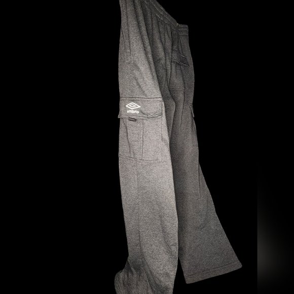 Mens Rare Umbro Cargo Pants. Vintage,Heavy Fleece, Great Condition  Size XL - Picture 1 of 5